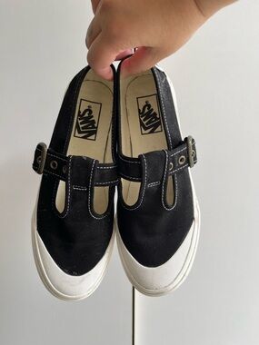 Vans 93 Mary Jane Style Buckle Shoes